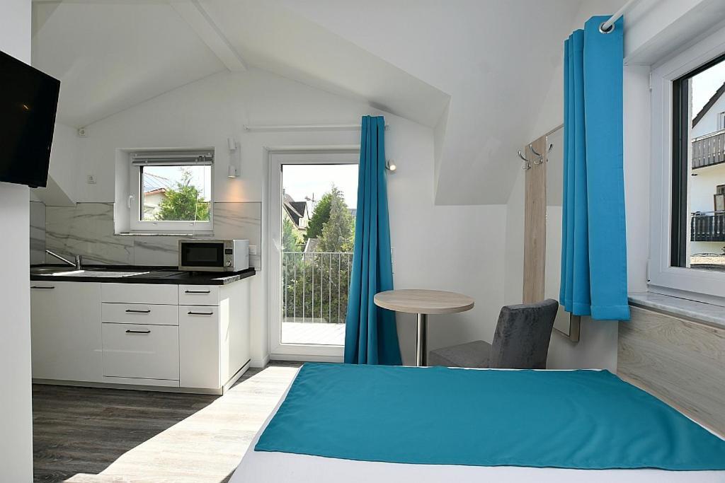 City-Hotel Zuffenhausen - Apartments สตุตการ์ต ภายนอก รูปภาพ