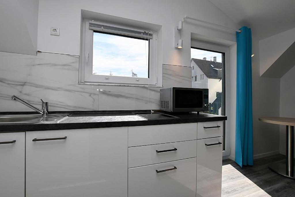 City-Hotel Zuffenhausen - Apartments สตุตการ์ต ภายนอก รูปภาพ