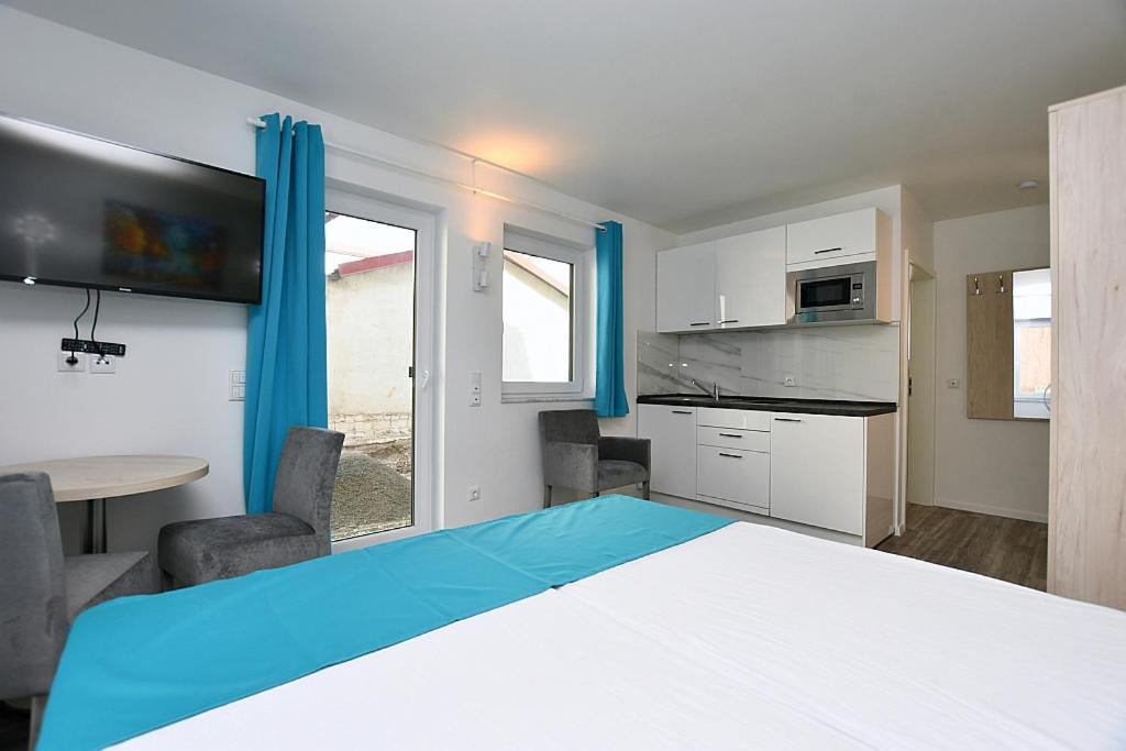 City-Hotel Zuffenhausen - Apartments สตุตการ์ต ภายนอก รูปภาพ