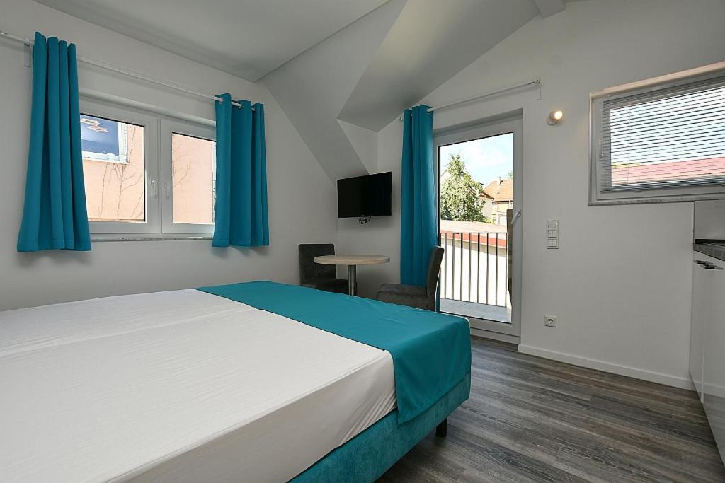 City-Hotel Zuffenhausen - Apartments สตุตการ์ต ภายนอก รูปภาพ